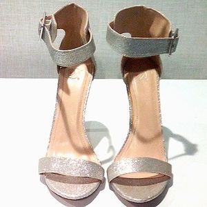 Sparkle silver Heart in D shoes